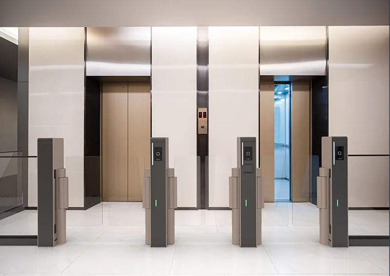 Argus V60 Outside Elevator